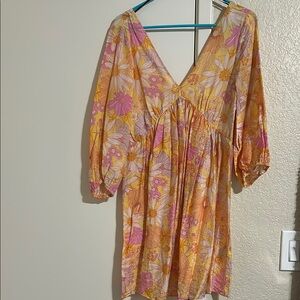 H&M size xs Floral V-Neck Dress in Pink and Yellow